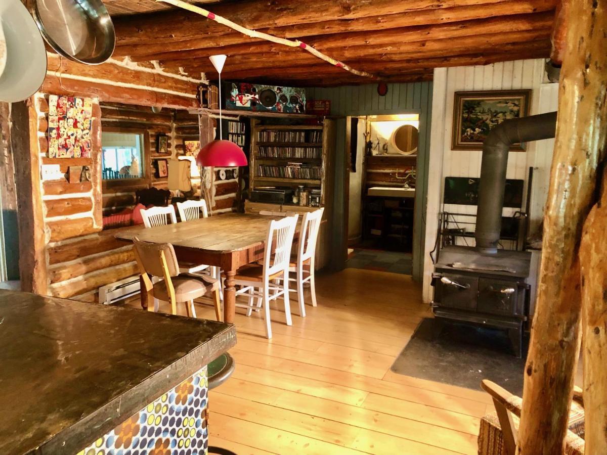 Chalet En Bois Rond Mauricie Saint-Alexis-des-Monts Bagian luar foto
