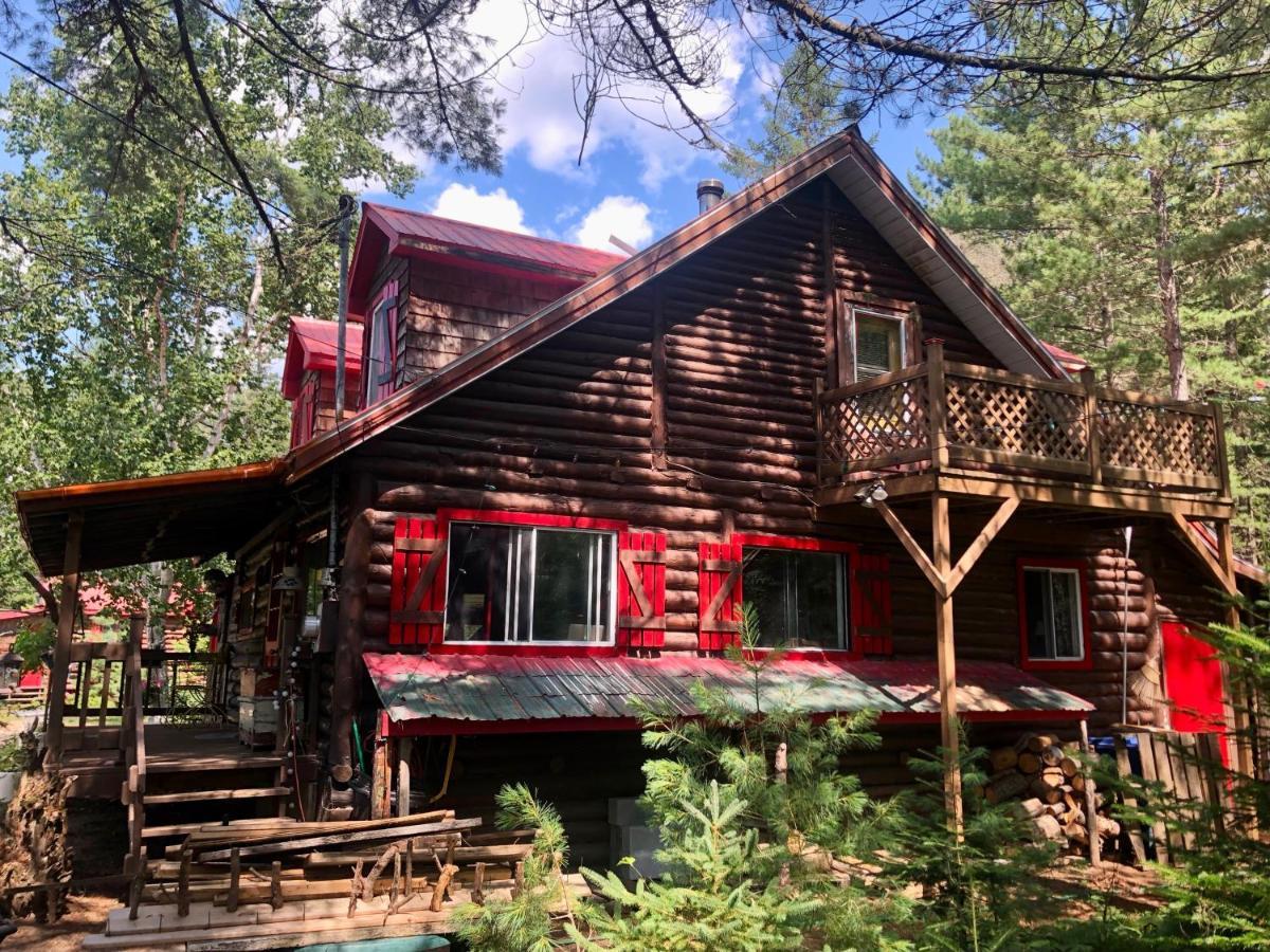 Chalet En Bois Rond Mauricie Saint-Alexis-des-Monts Bagian luar foto